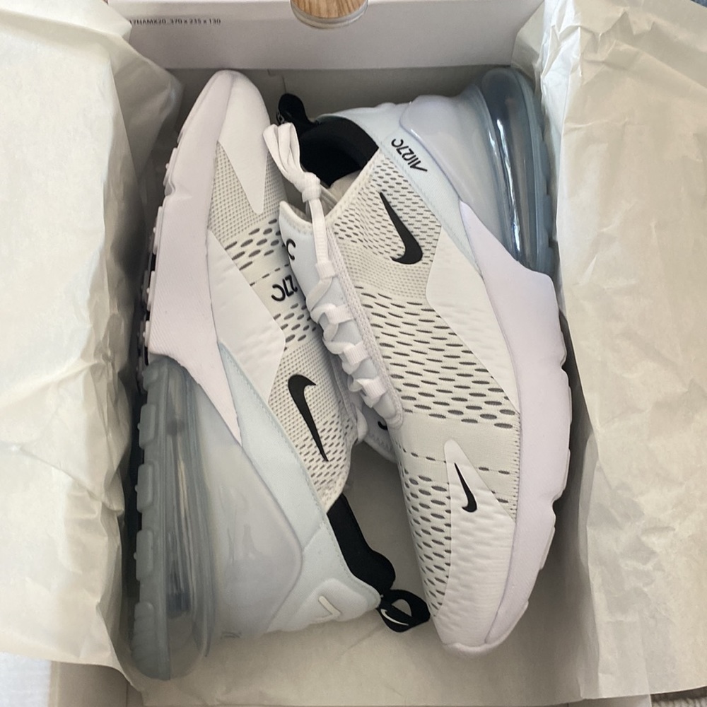 Nike Air Max 270